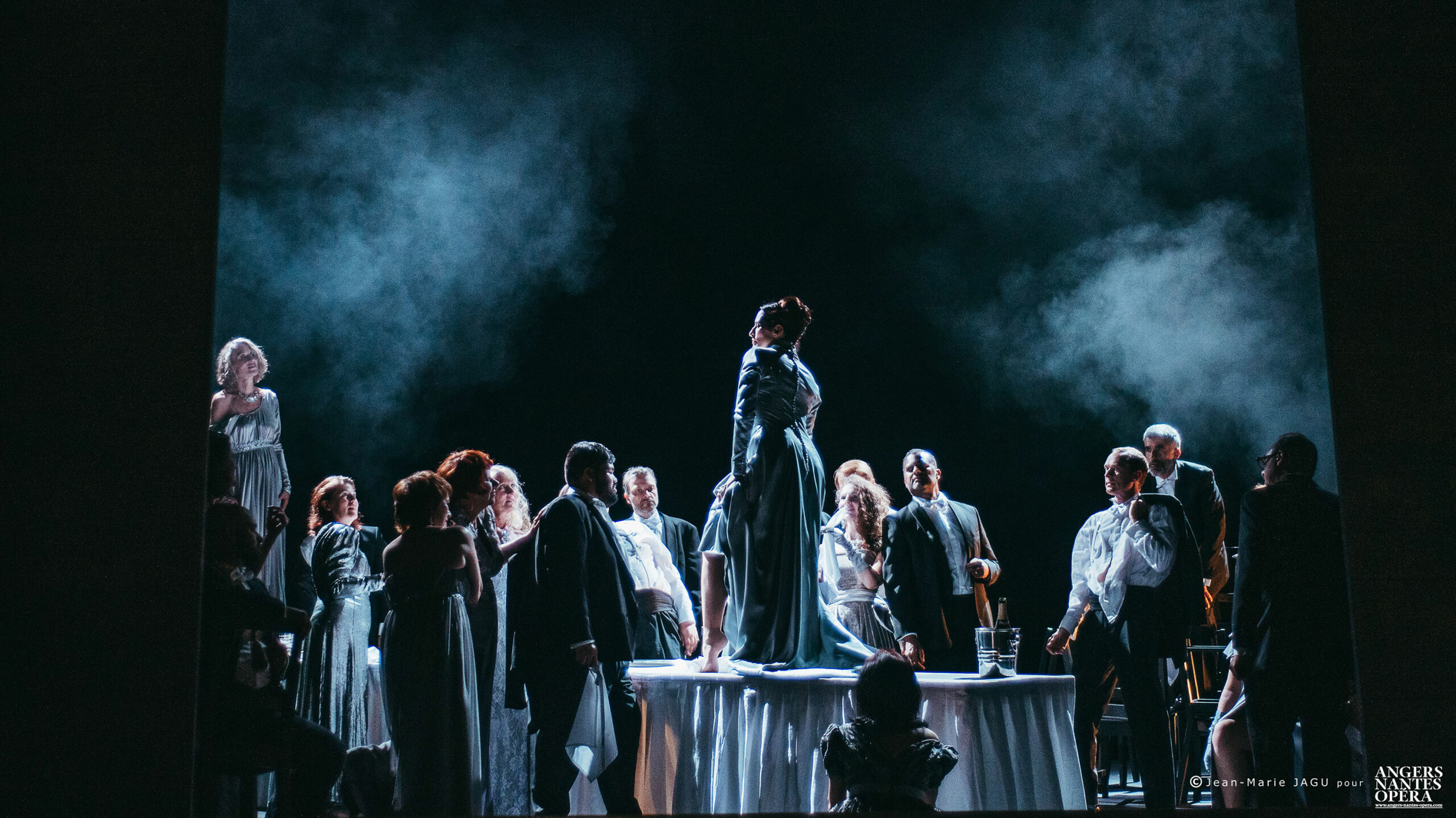 Hamlet - Scénographie et costumes Philippe Miesch