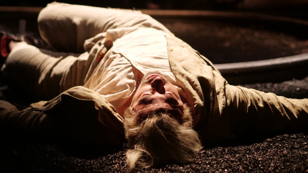 DANS LA SOLITUDE DES CHAMPS DE COTON Traduction scénographique Philippe Miesch