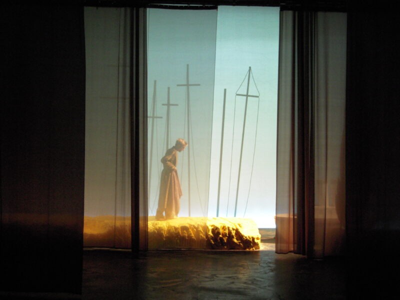 LA FABLE DU FILS SUBSTITUÉ Scénographie Philippe Miesch