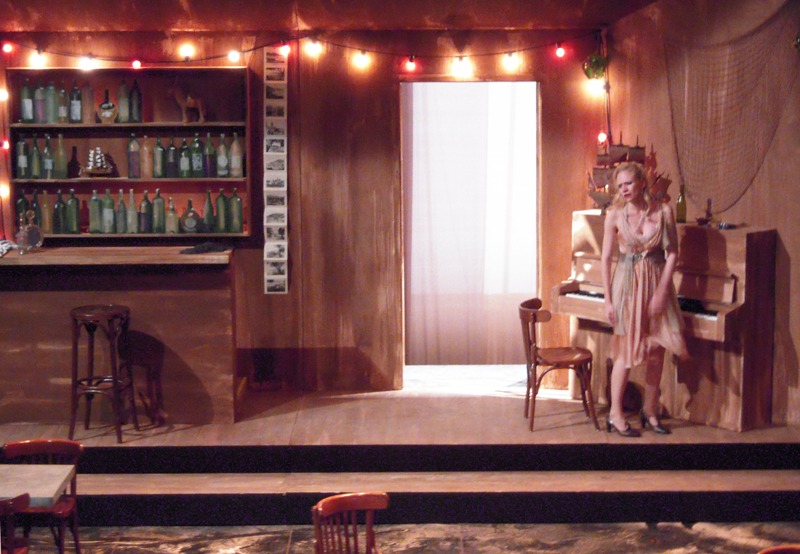 LA FABLE DU FILS SUBSTITUÉ Scénographie Philippe Miesch